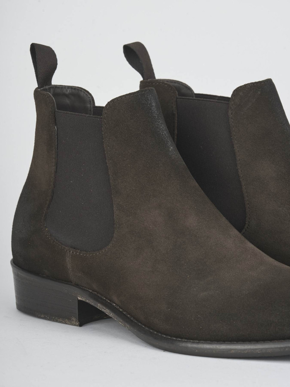 Botines marrón oscuro ante