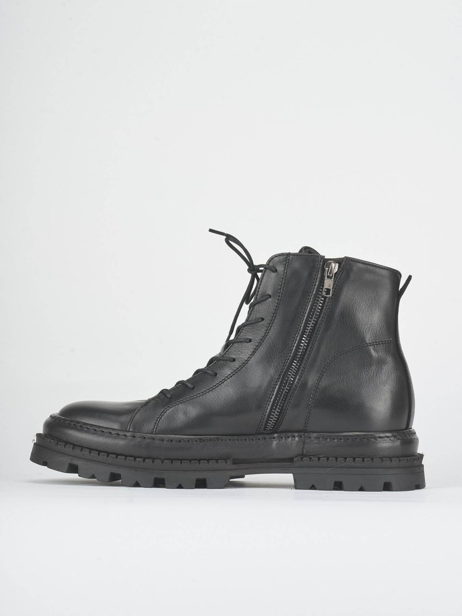 Combat boots black leather