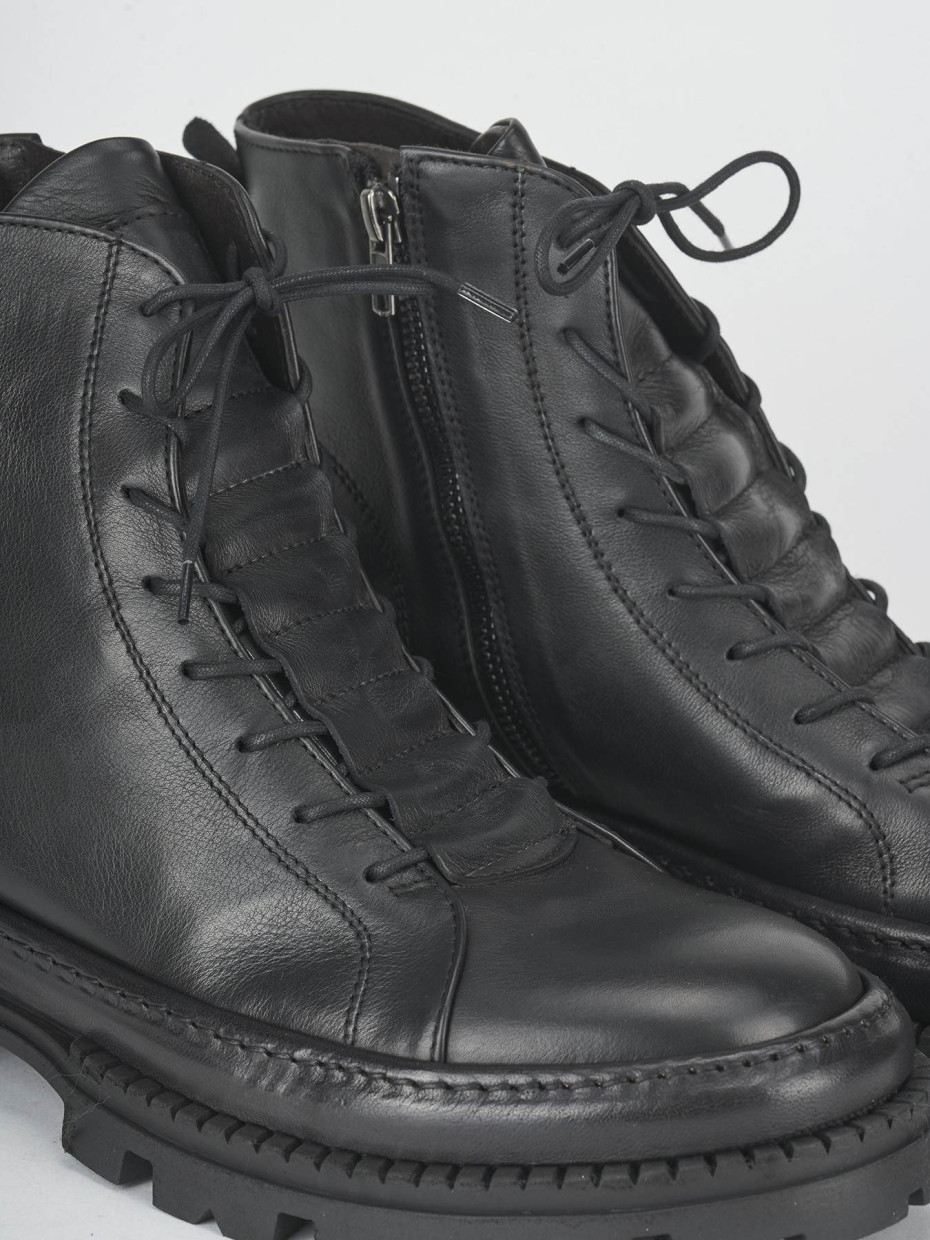 Combat boots black leather