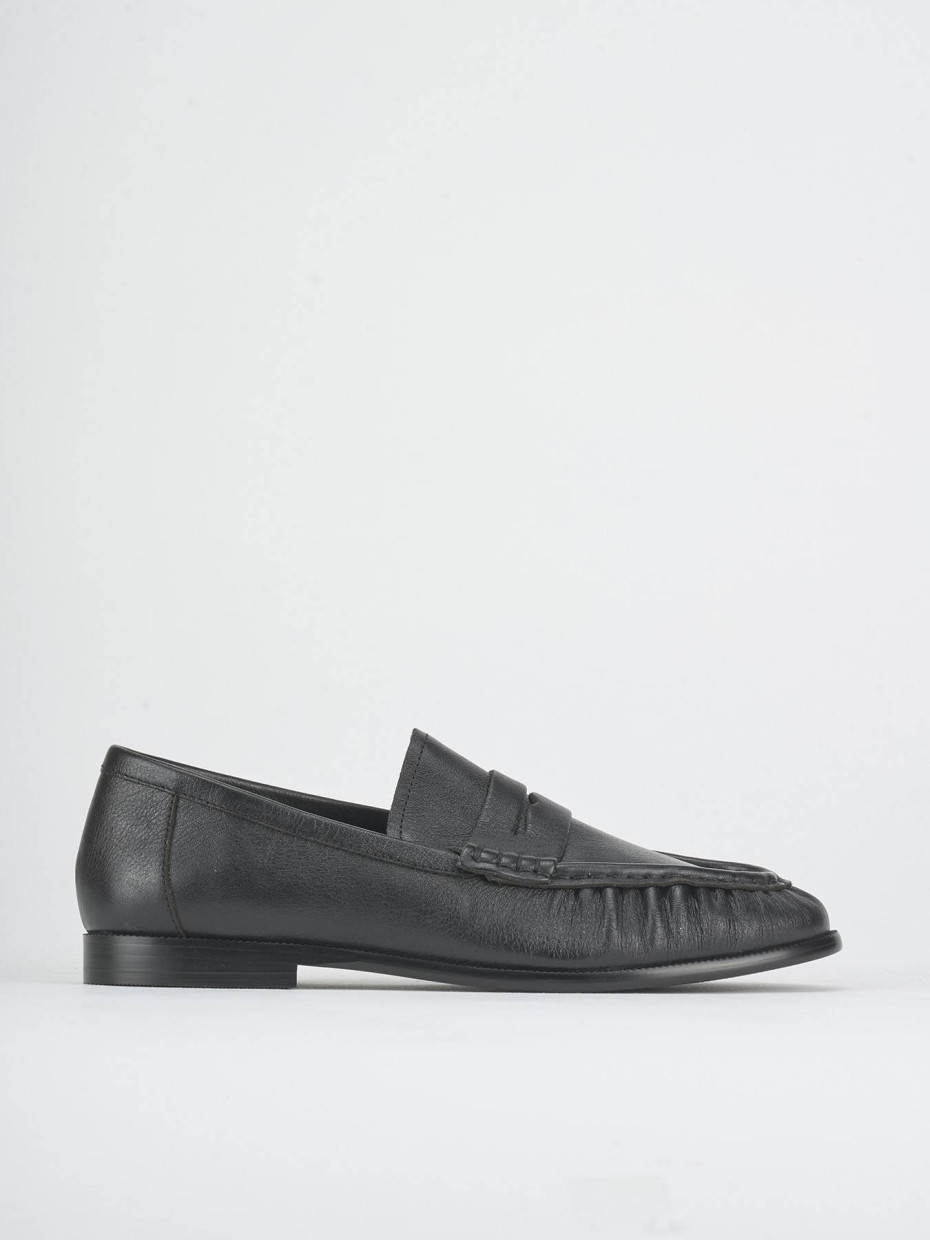 Mocasines tacón 1 cm negro cuero