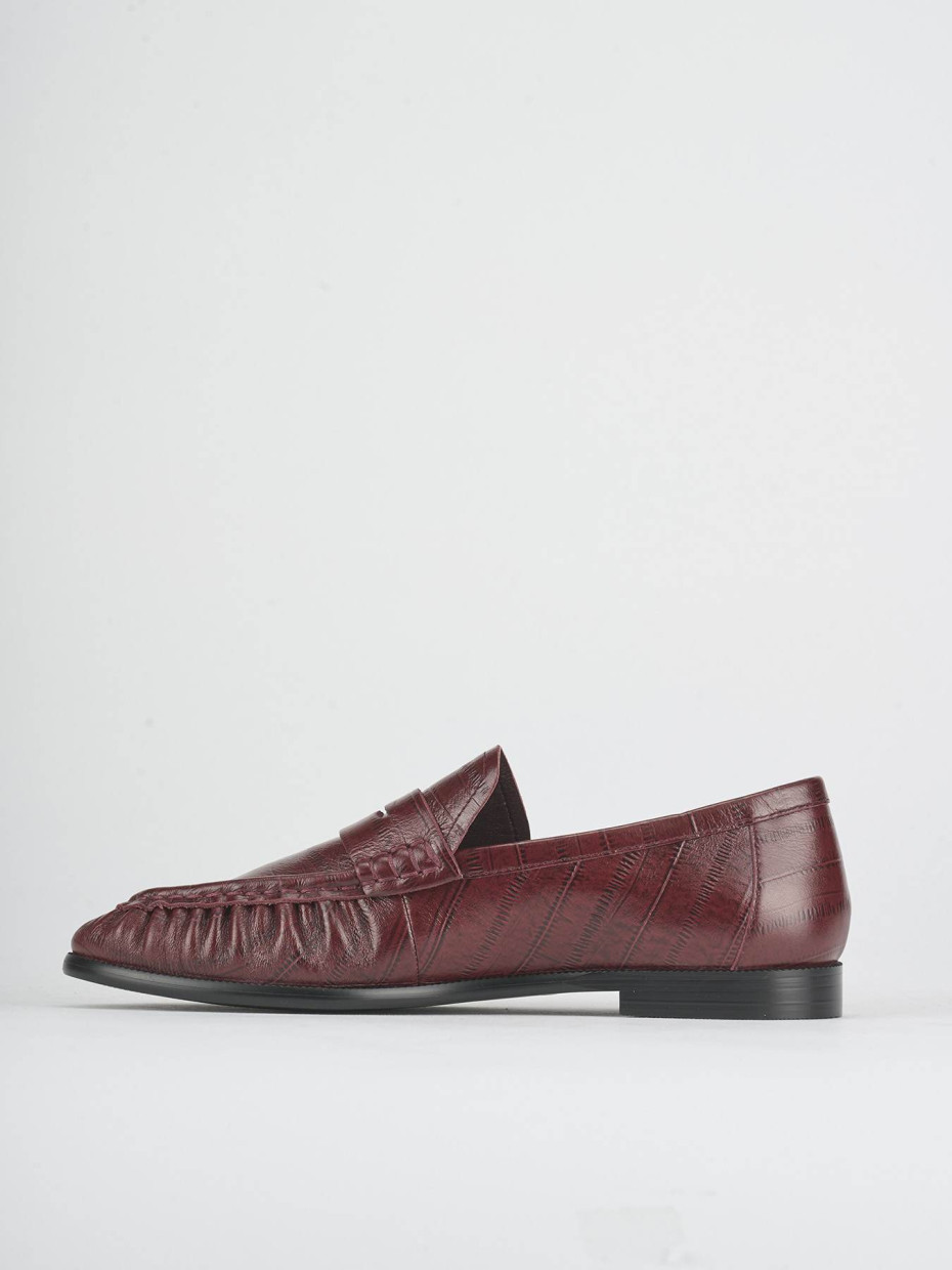 Mocasines tacón 1 cm burdeos cuero