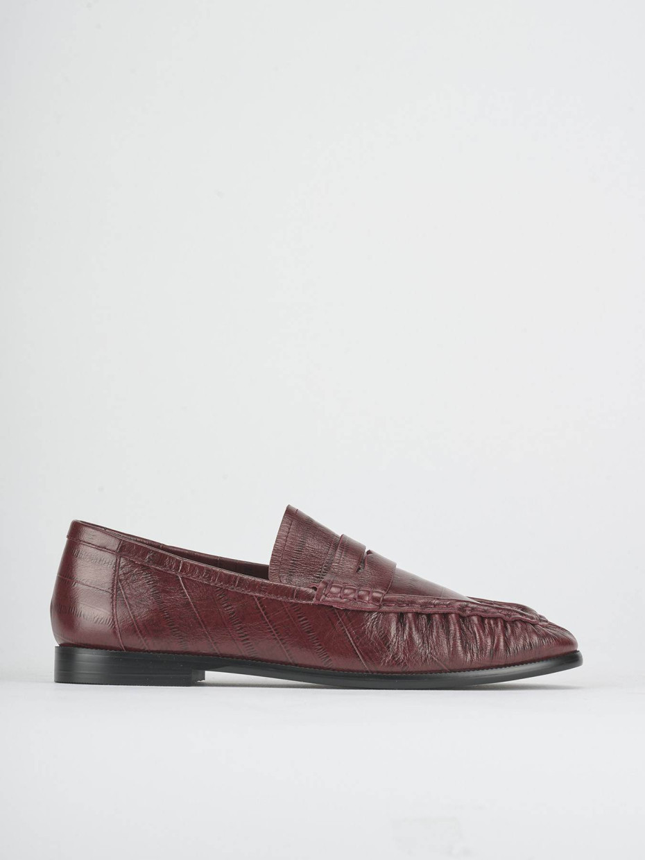 Mocasines tacón 1 cm burdeos cuero