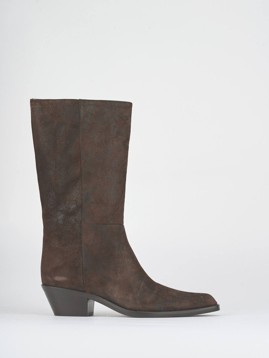 Low heel boots heel 4 cm dark brown leather