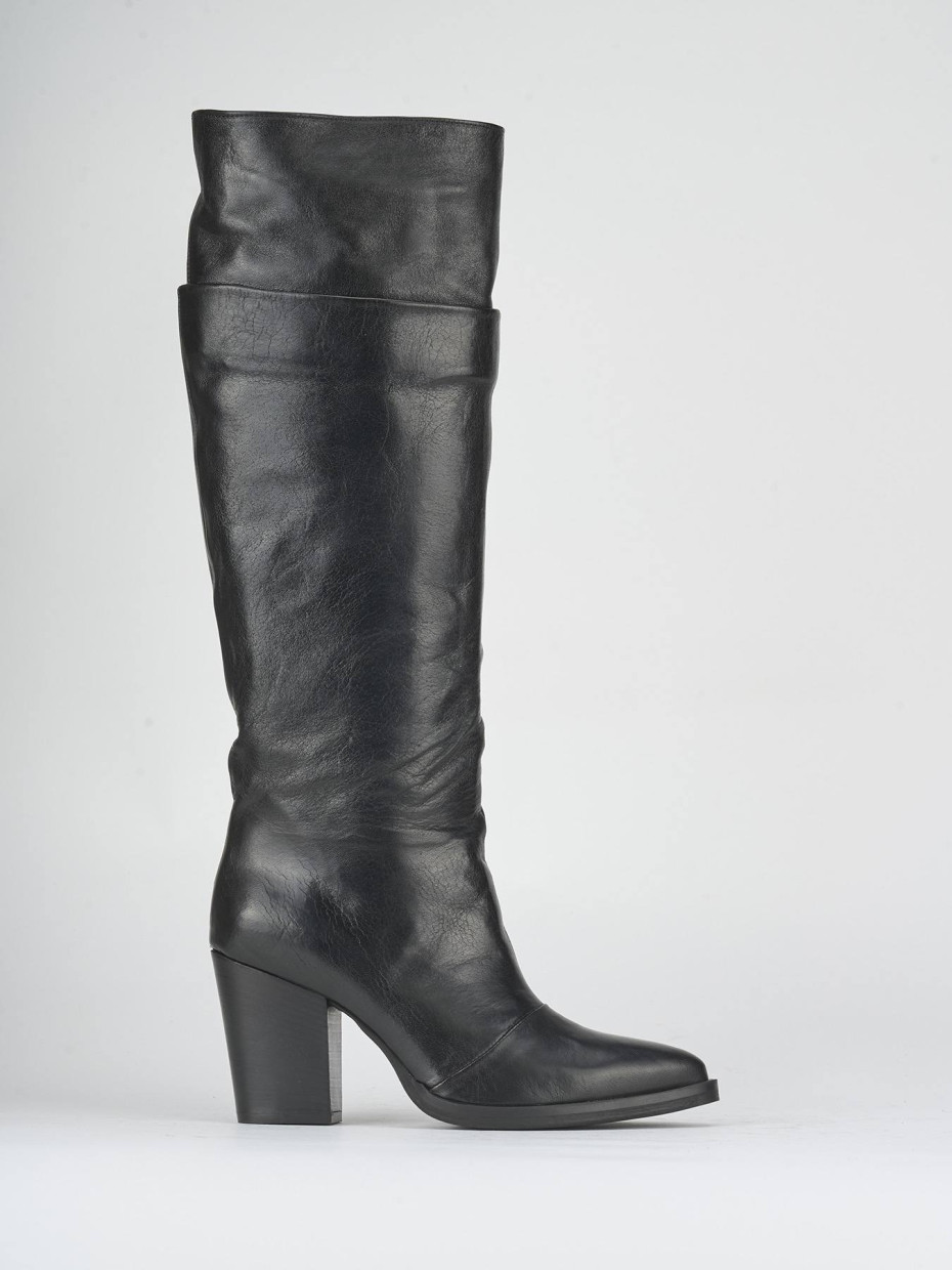 High heel boots heel 8 cm black leather