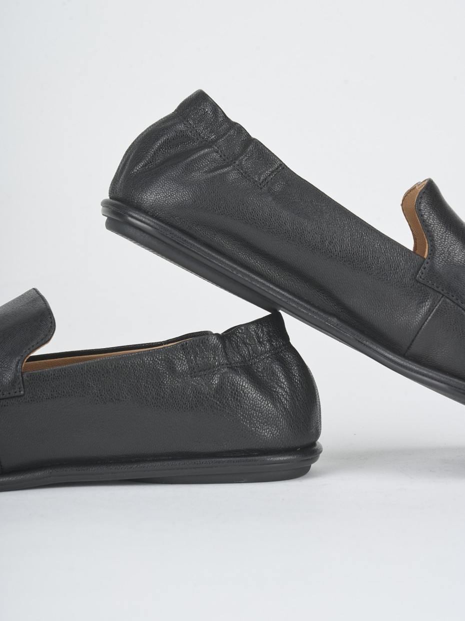 Mocassini tacco 1cm pelle nero