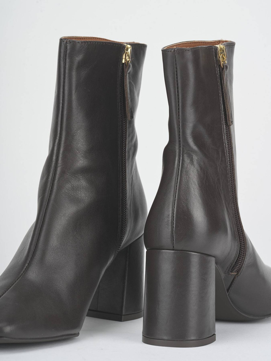 Stivaletti tacco 7cm pelle testa