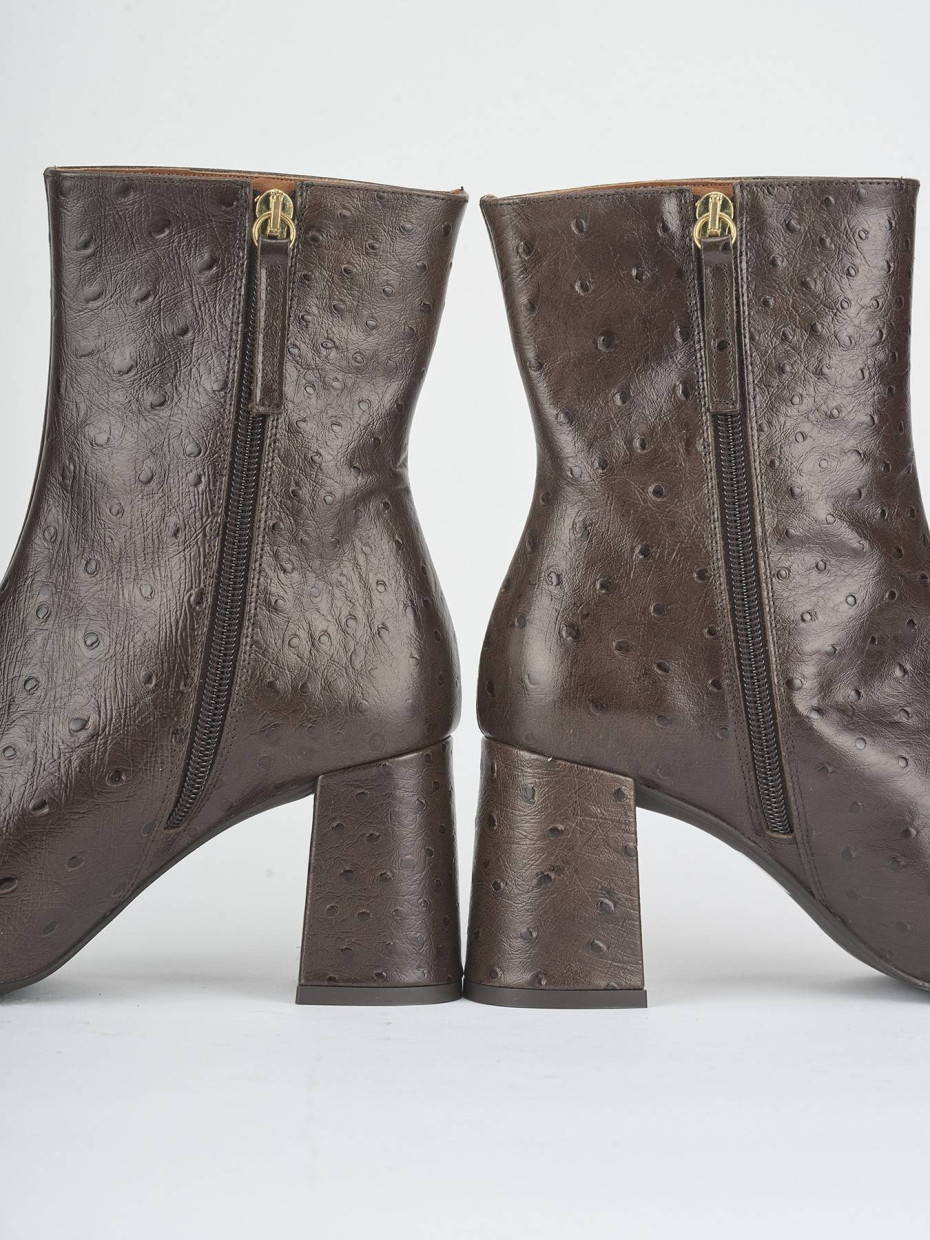 High heel ankle boots heel 7 cm dark brown struzzo