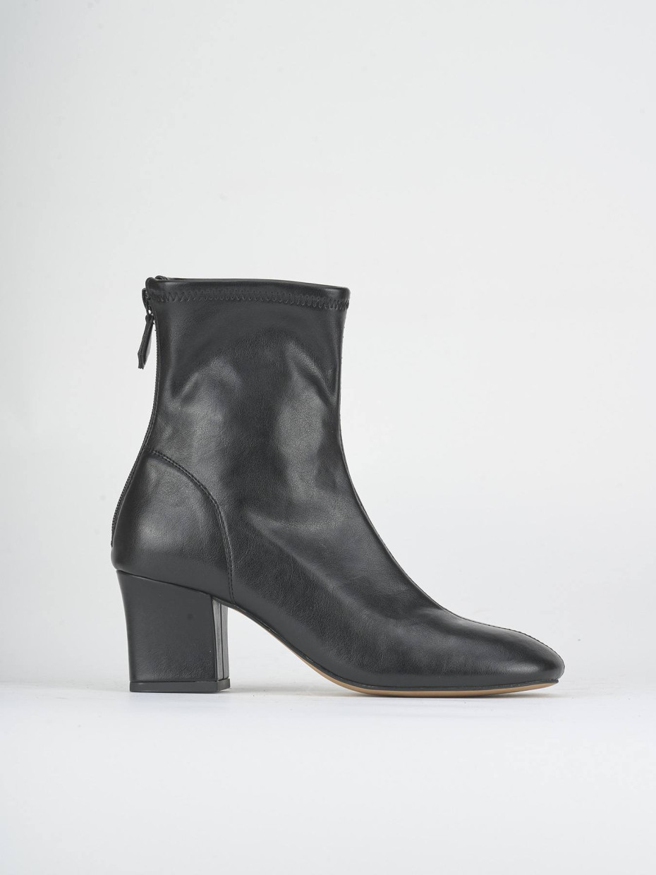 Stivaletti tacco 6cm pelle nero