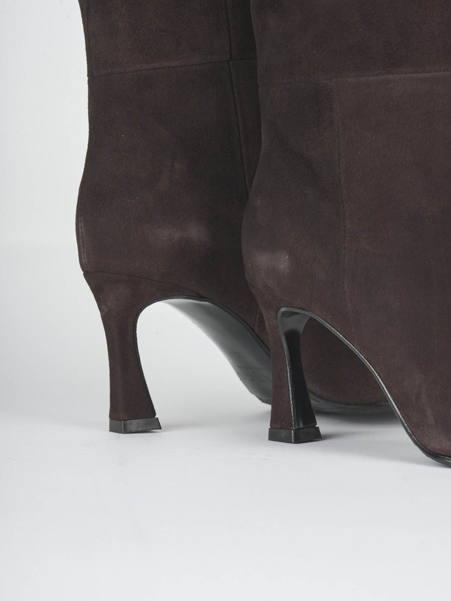 High heel boots heel 8 cm dark brown suede