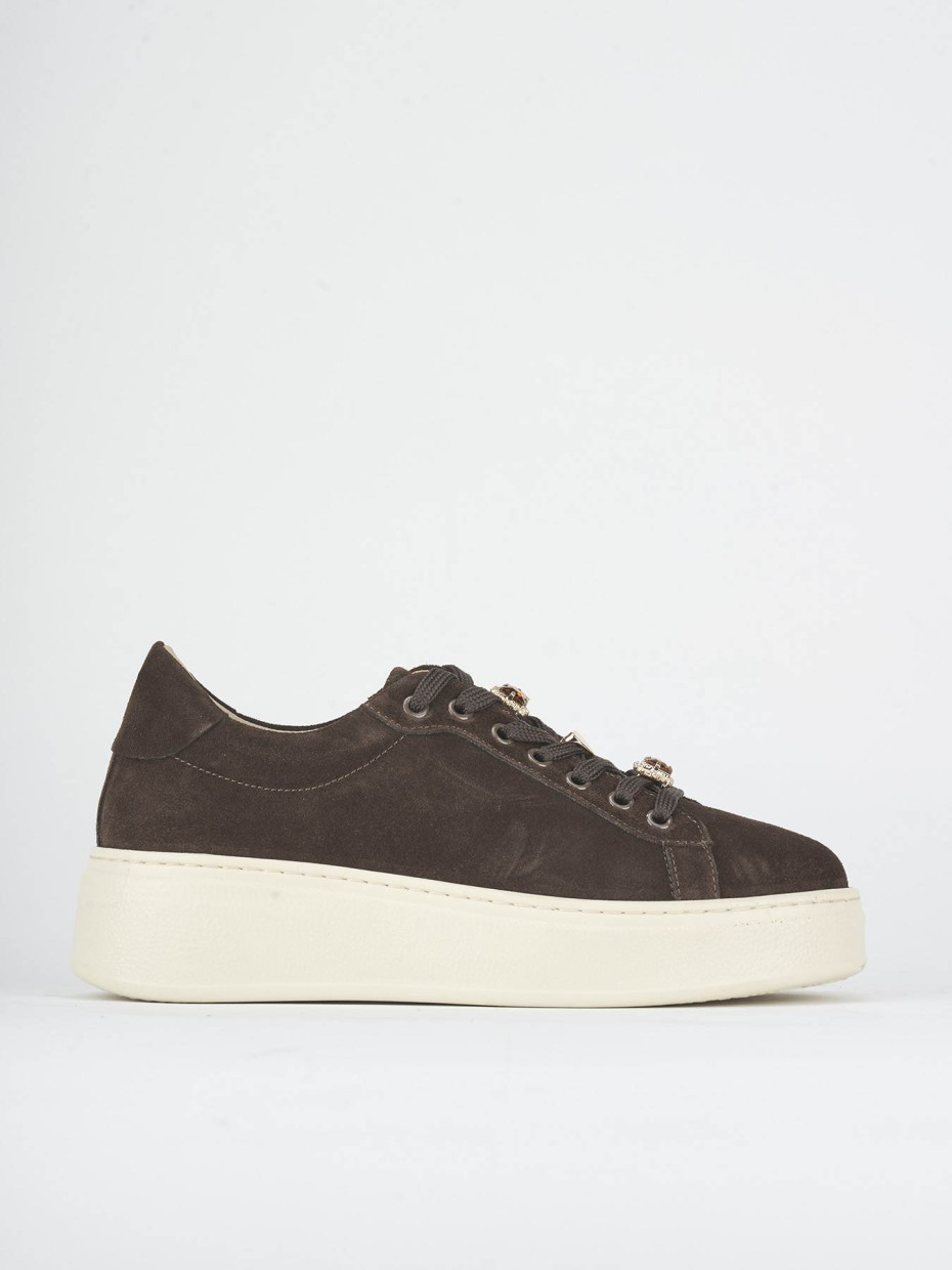 Zapatillas deportivas marrón oscuro ante