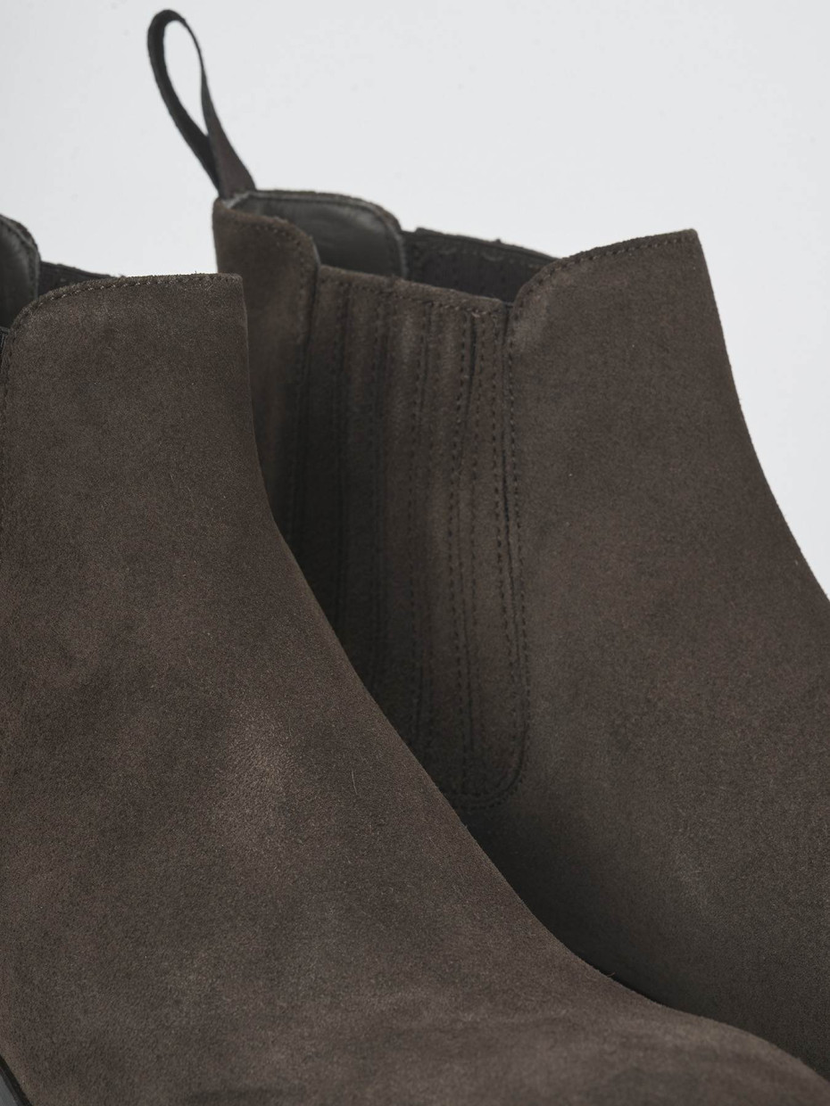 Botines tacón 4 cm marrón oscuro ante