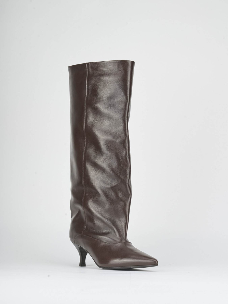 High heel boots heel 5 cm dark brown leather