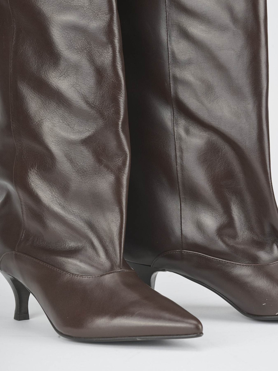 High heel boots heel 5 cm dark brown leather
