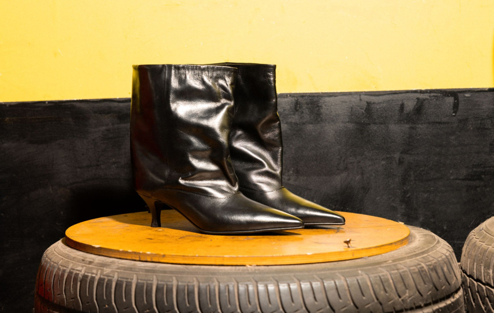 High heel ankle boots heel 5 cm black leather