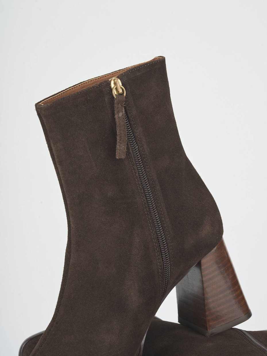 High heel ankle boots heel 8 cm dark brown suede