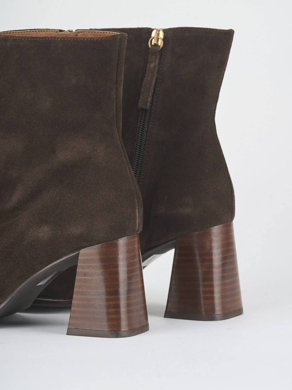 High heel ankle boots heel 8 cm dark brown suede