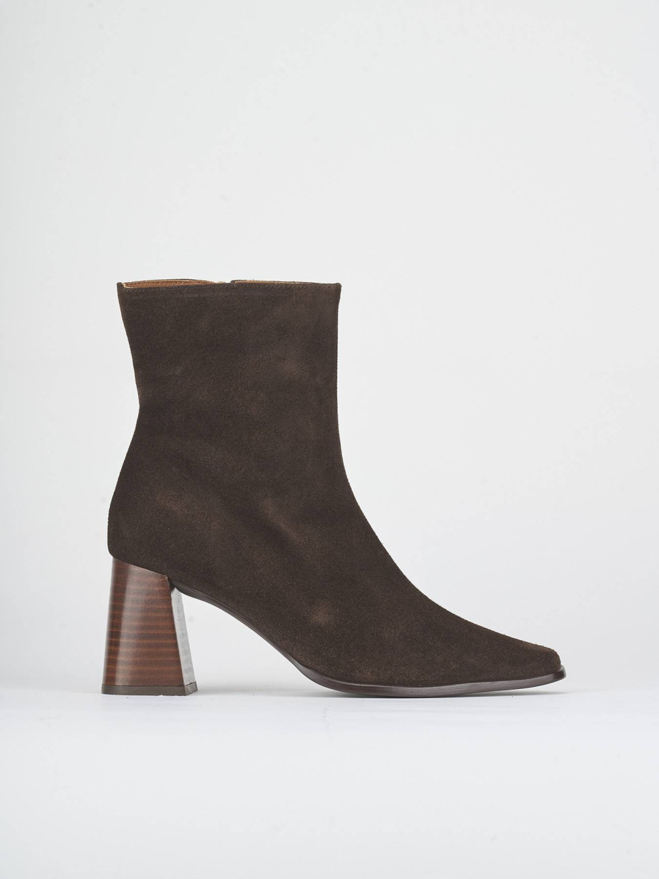 High heel ankle boots heel 8 cm dark brown suede