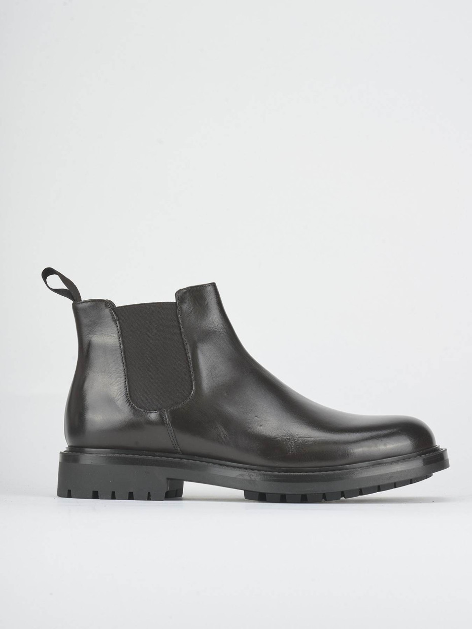 Ankle boots dark brown leather