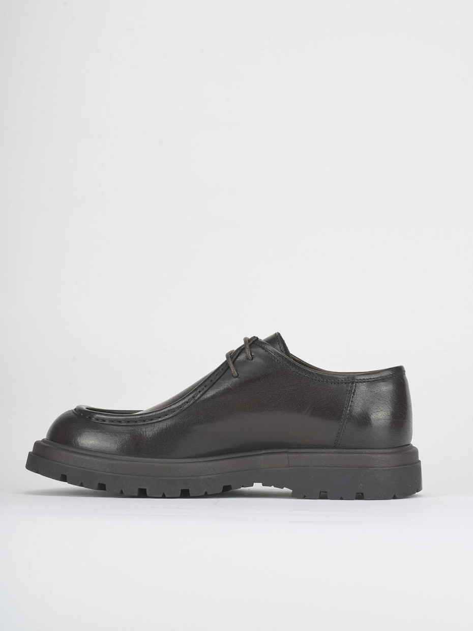 Lace-up shoes dark brown leather