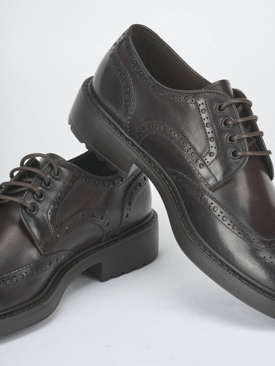 Lace-up shoes dark brown leather