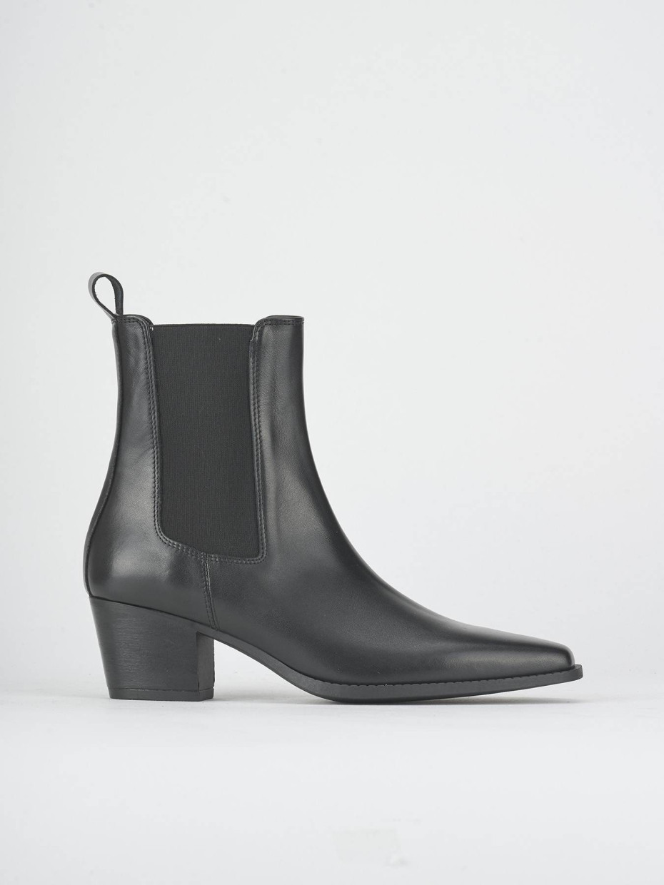 Stivaletti tacco 6cm pelle nero