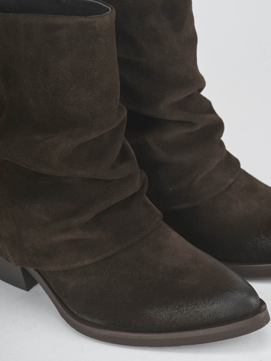 High heel ankle boots heel 5 cm dark brown suede