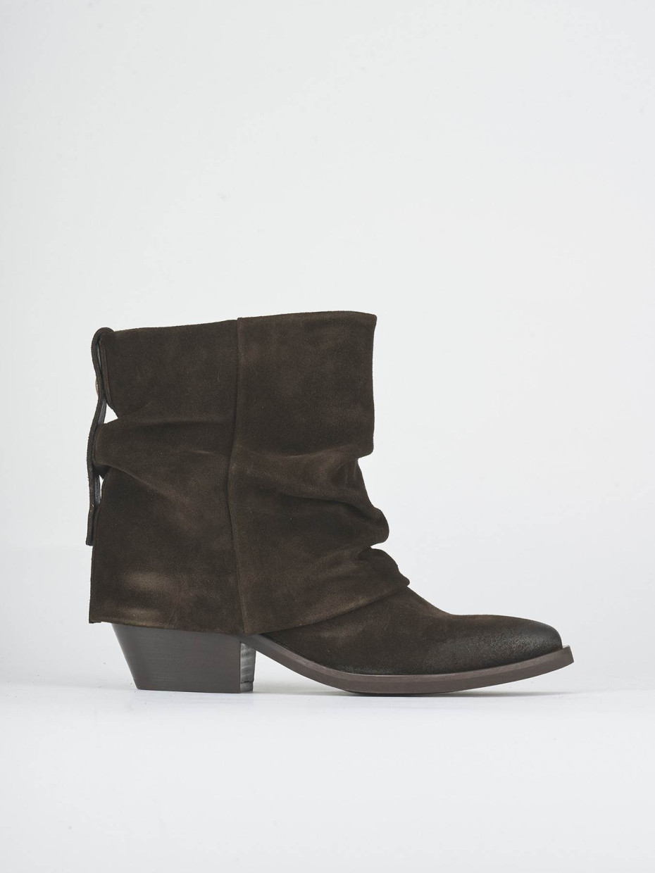 High heel ankle boots heel 5 cm dark brown suede