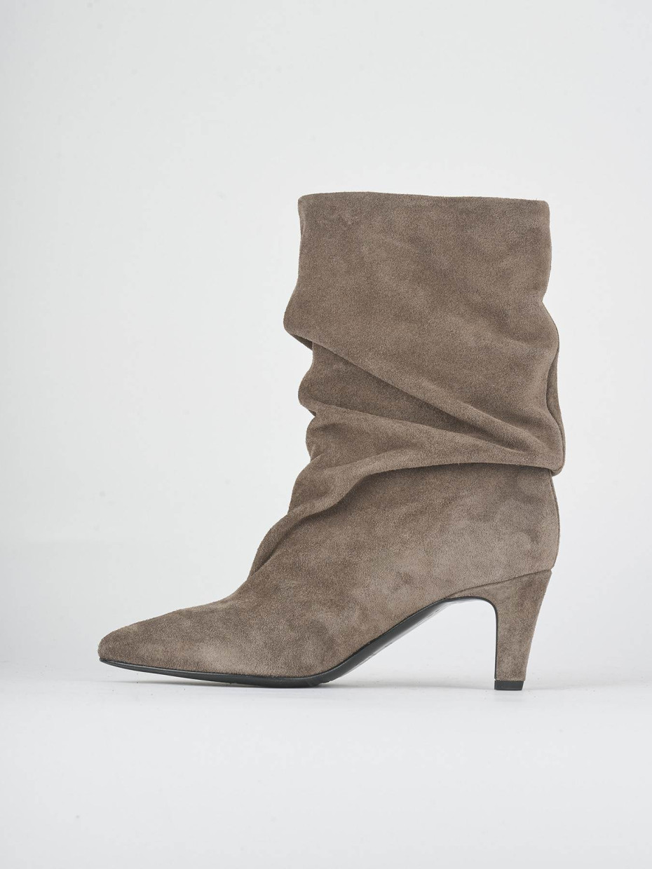 High heel ankle boots heel 7 cm beige suede