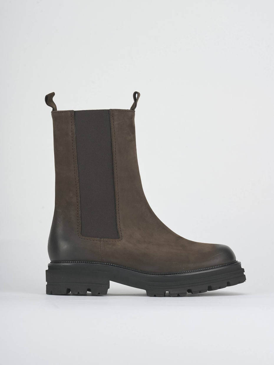 Stivaletti tacco 2cm nabuk testa