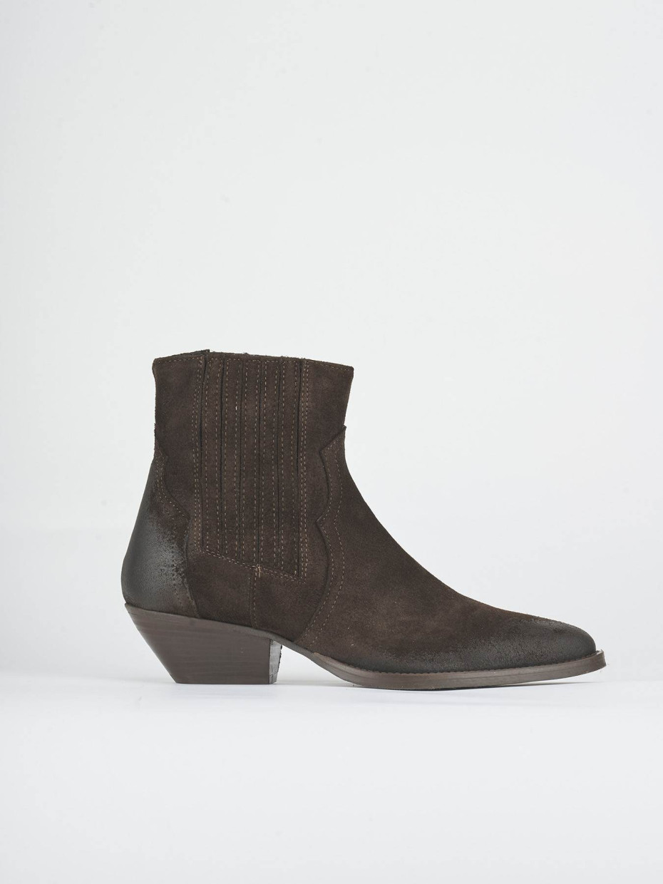 Stivaletti tacco 5cm camoscio testa