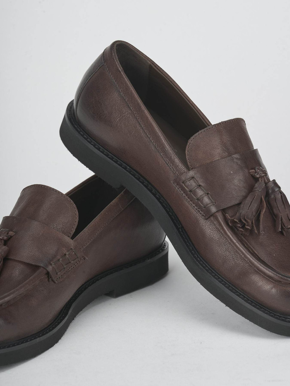 Loafers heel 2 cm dark brown leather