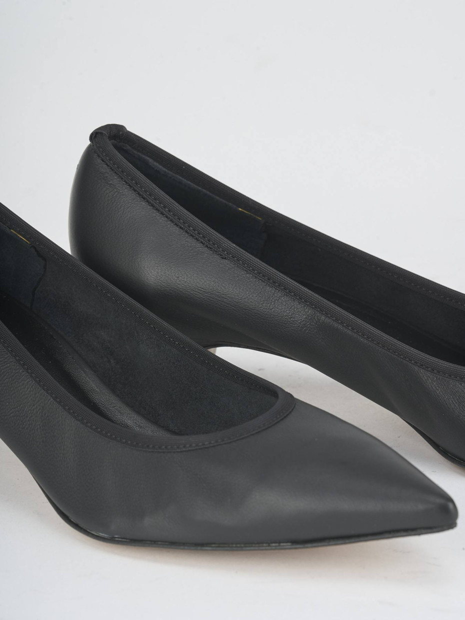 Zapatos de salón tacón 3 cm negro cuero