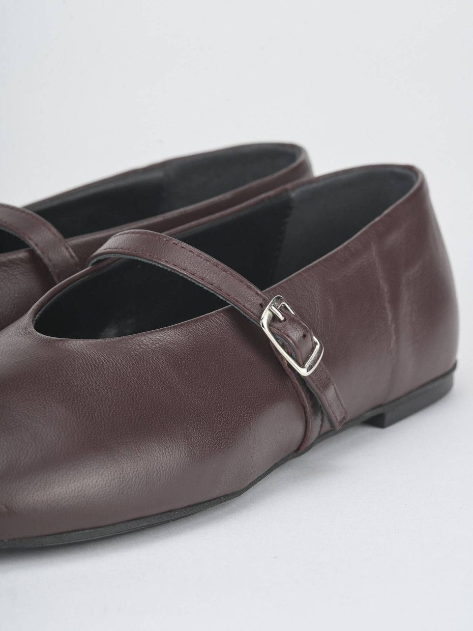 Flat shoes heel 1 cm bordeaux leather