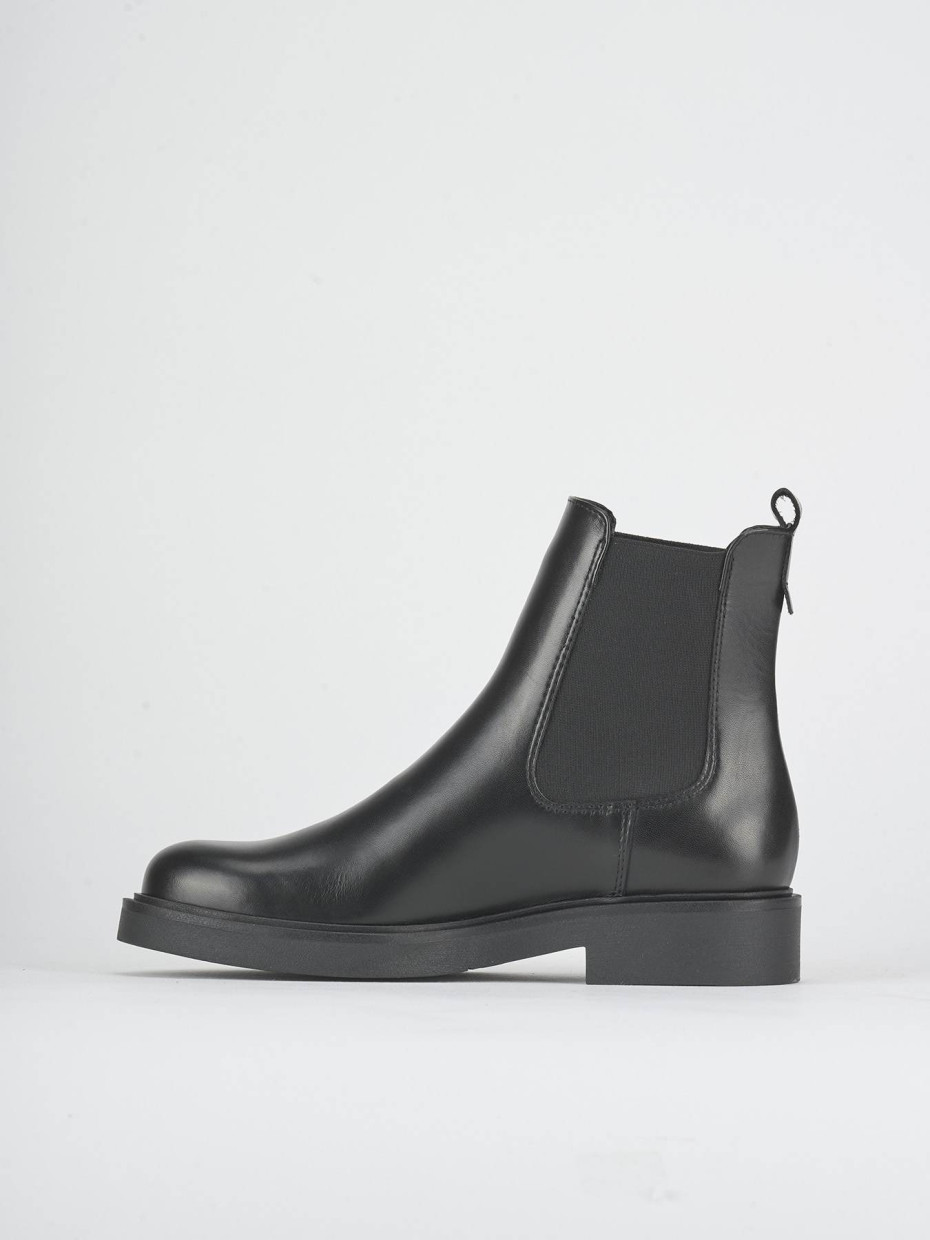 Botines de tacón bajo tacón 2 cm negro cuero