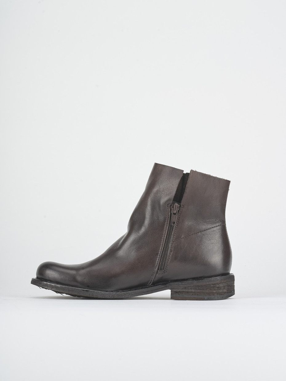 Botines de tacón bajo tacón 2 cm marrón oscuro cuero