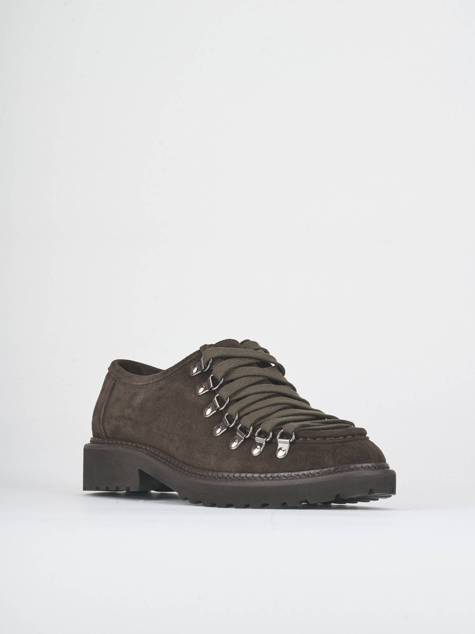 Stringate tacco 2cm camoscio testa