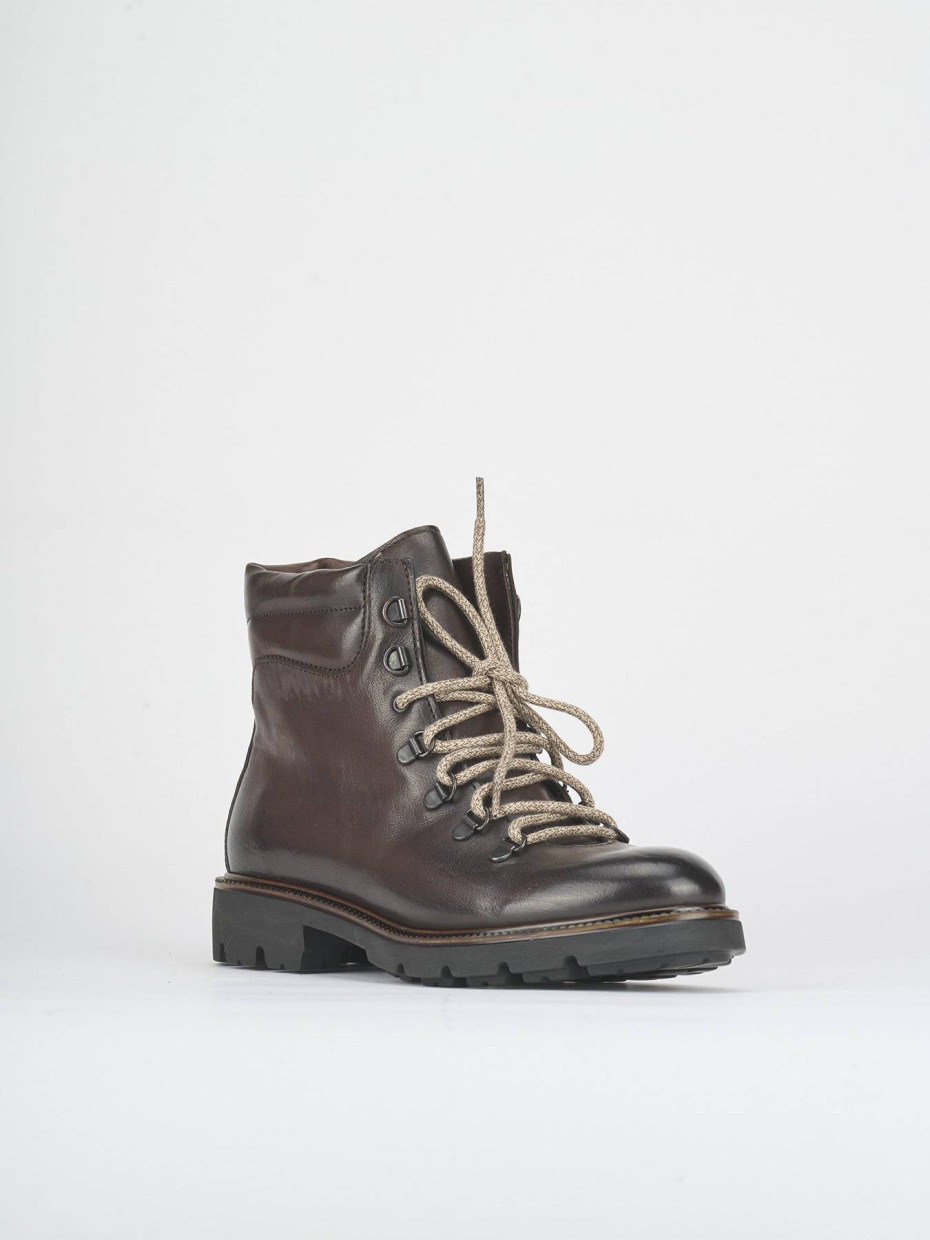 Botas militares tacón 2 cm marrón oscuro cuero