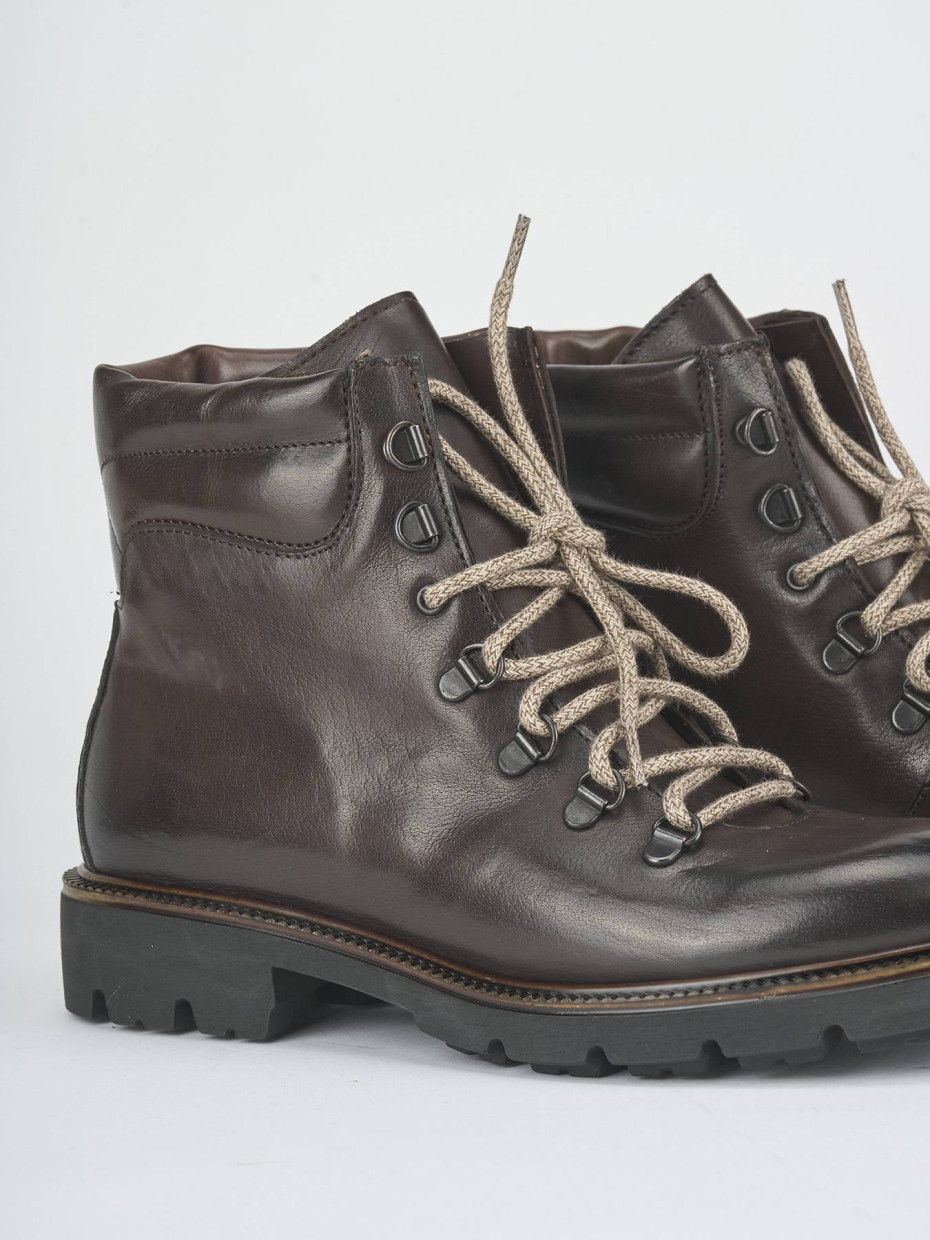 Botas militares tacón 2 cm marrón oscuro cuero