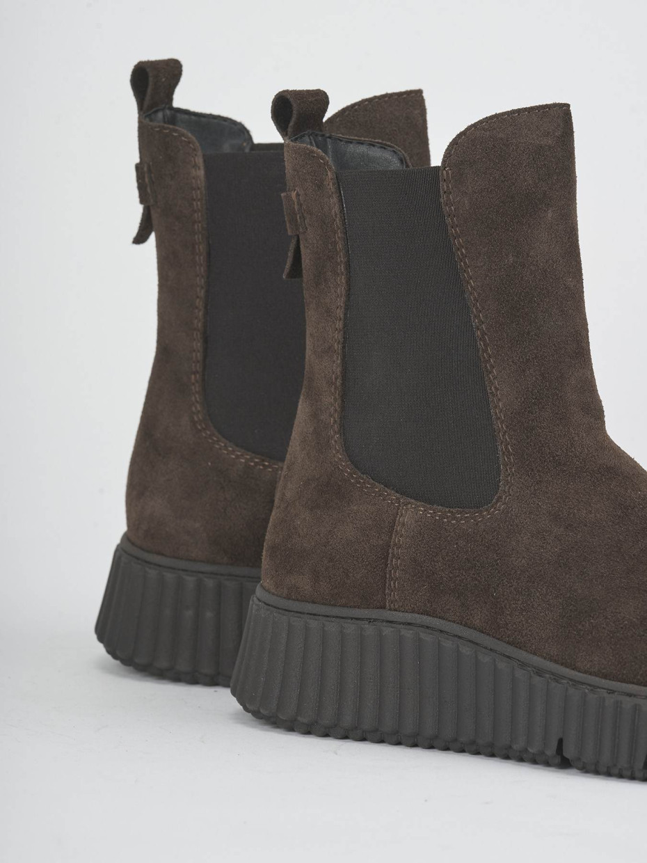Low heel ankle boots heel 2 cm dark brown suede