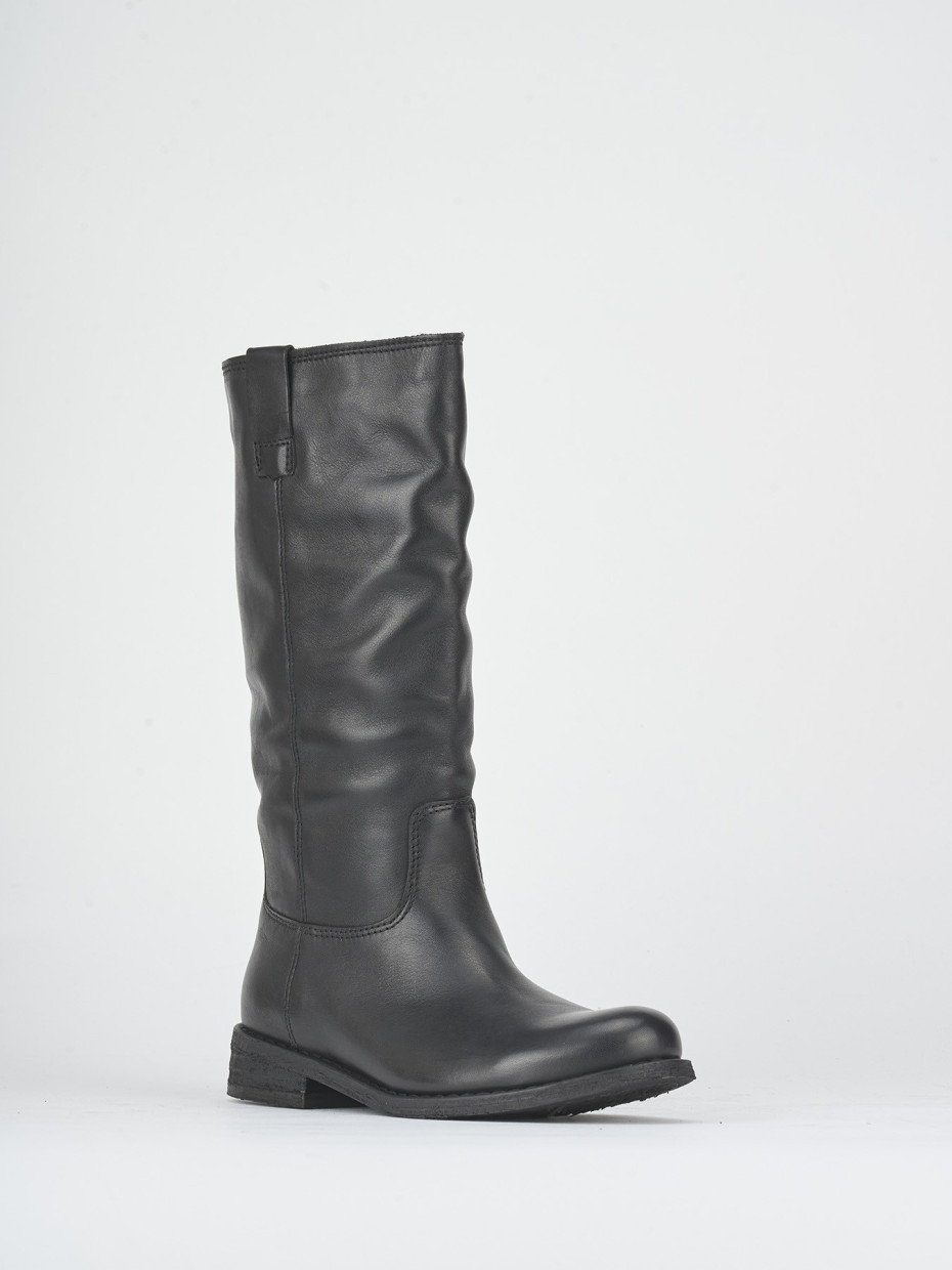 Botas de tacón bajo tacón 2 cm negro cuero
