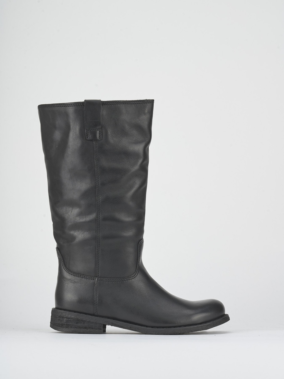 Botas de tacón bajo tacón 2 cm negro cuero