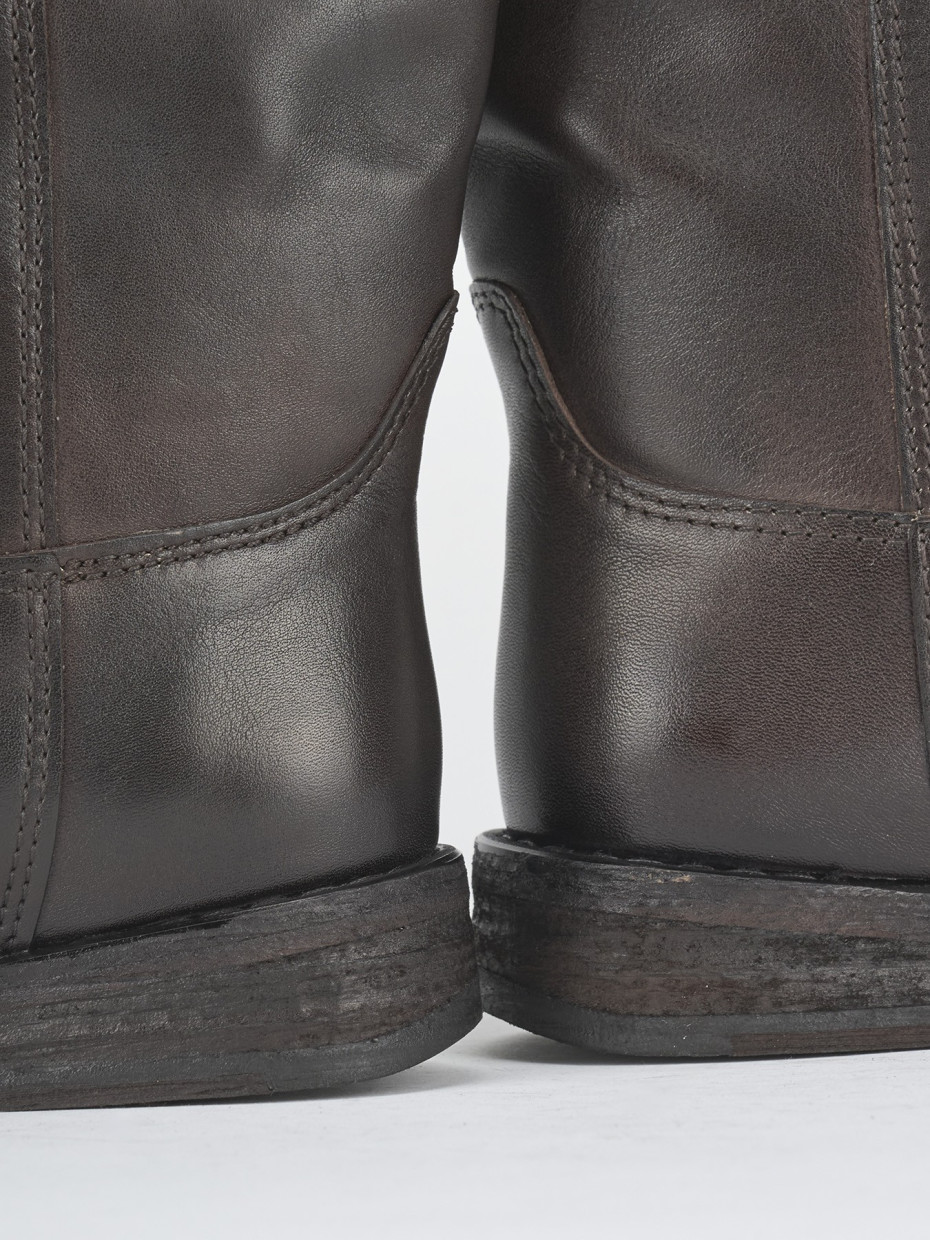 Stivali tacco 2cm pelle testa