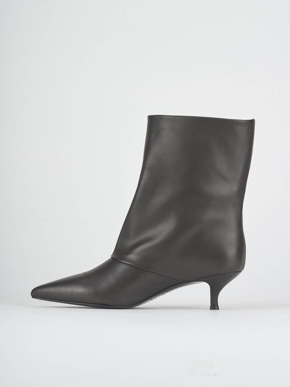 High heel ankle boots heel 5 cm dark brown leather