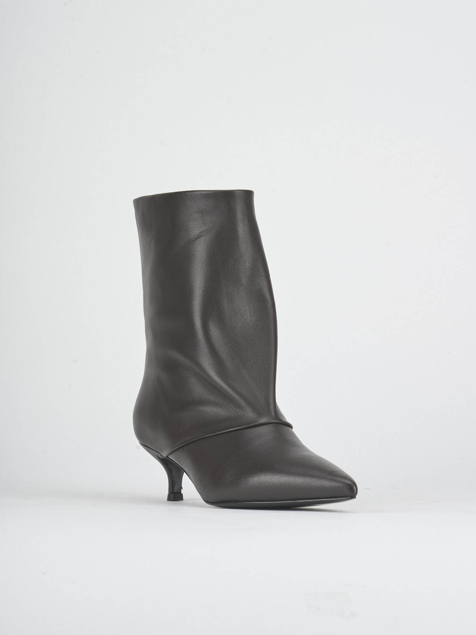 High heel ankle boots heel 5 cm dark brown leather
