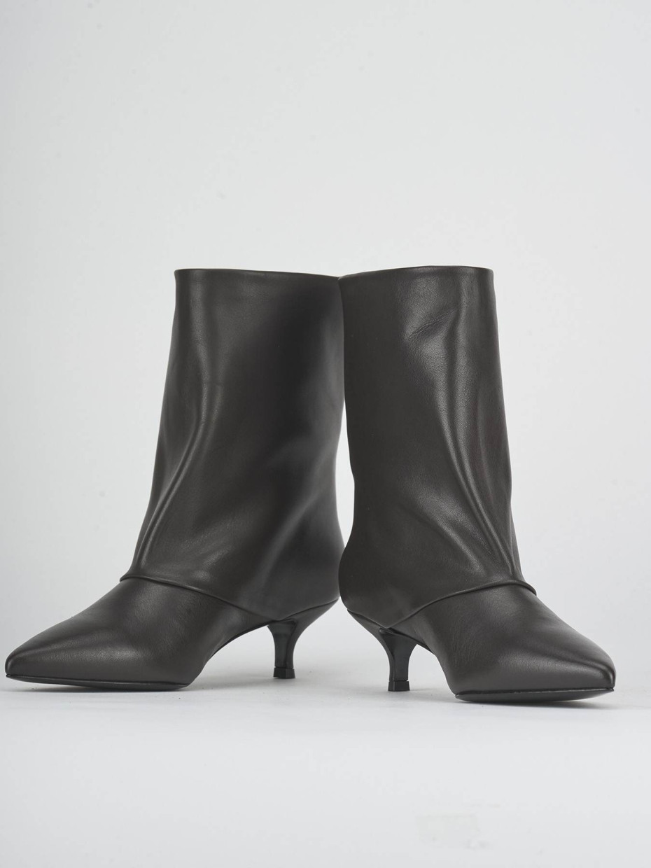 High heel ankle boots heel 5 cm dark brown leather