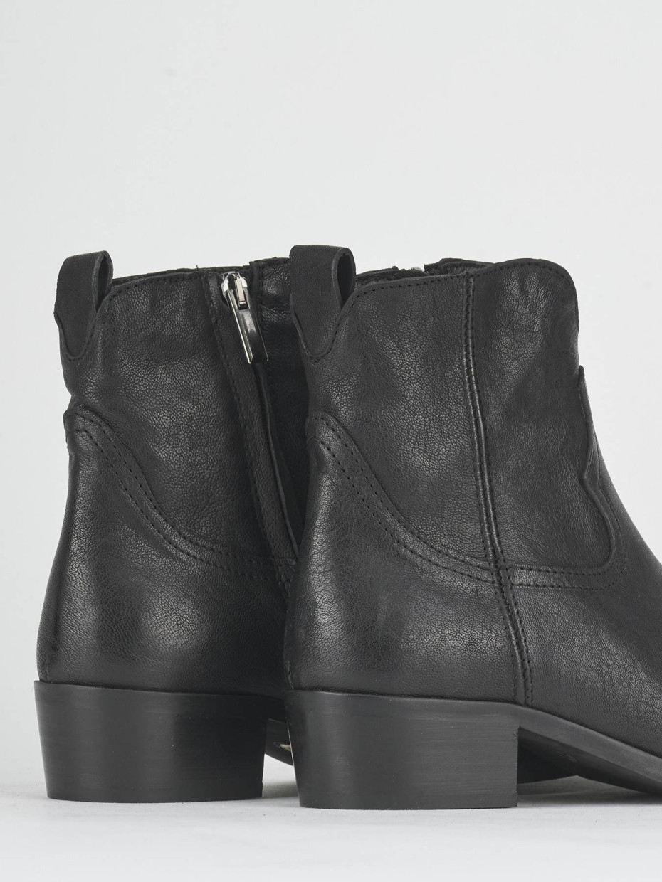 Low heel ankle boots heel 2 cm black leather