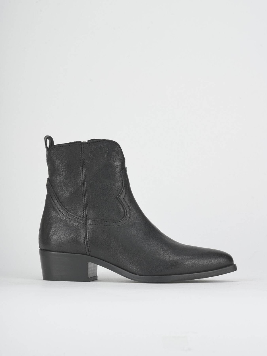 Low heel ankle boots heel 2 cm black leather