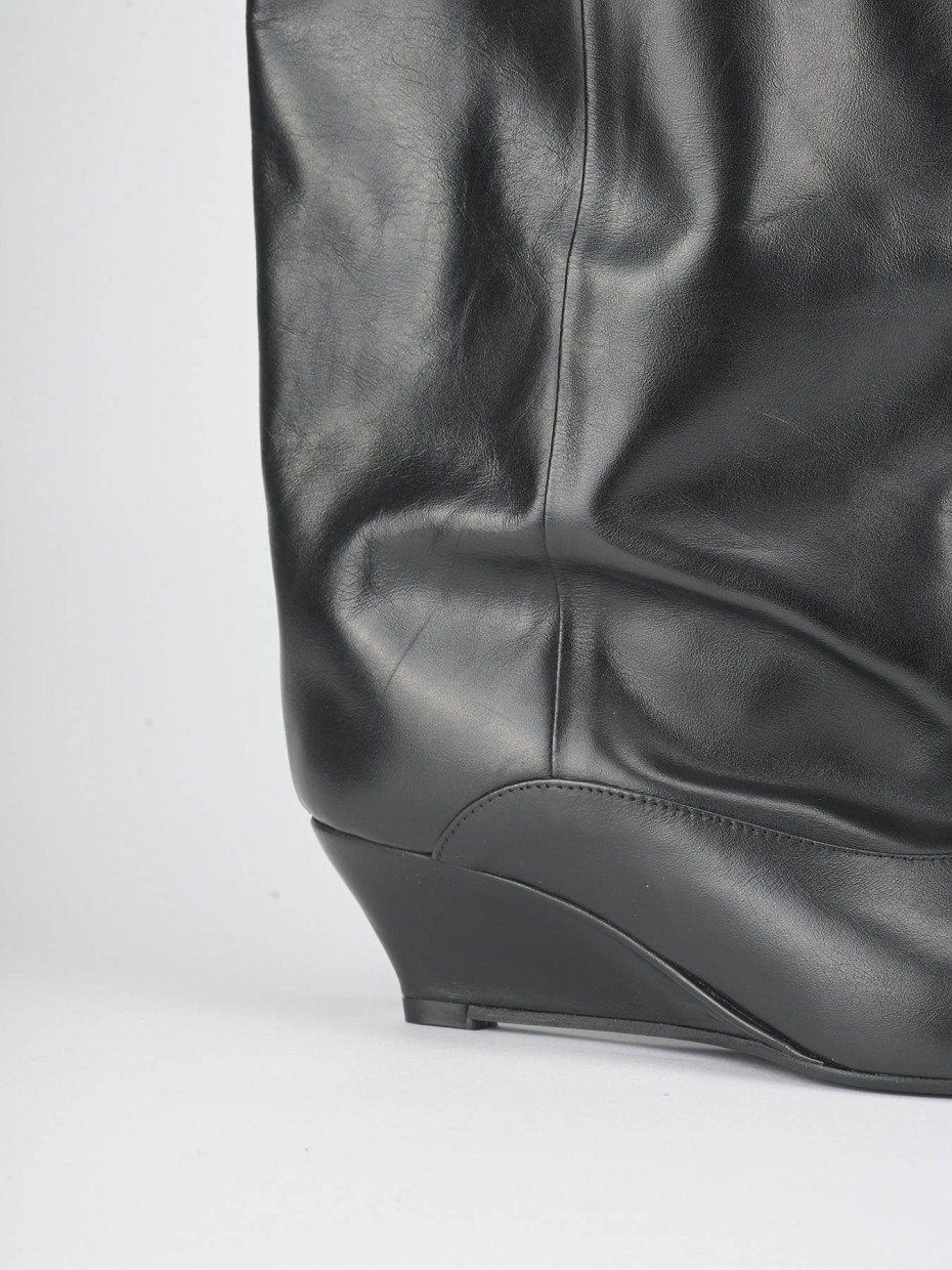 Stivali tacco 5cm pelle nero