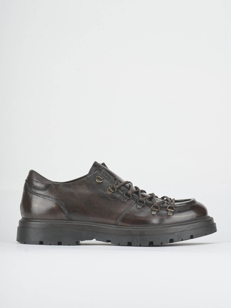 Lace-up shoes dark brown leather