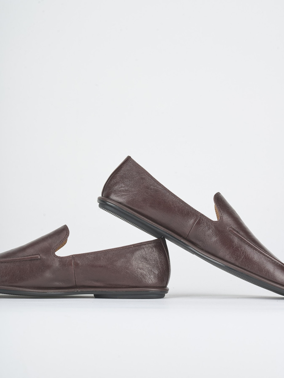 Mocassini tacco 1cm pelle bordo'